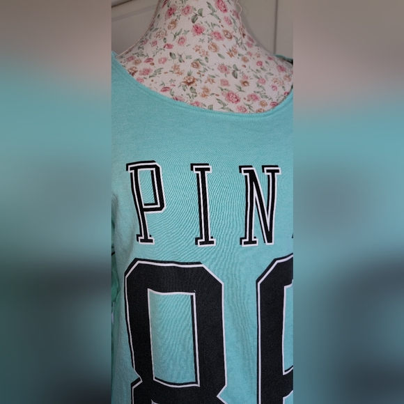 PINK Victoria's Secret Turquoise Sweatshirt Size Small - Picture 2 of 5